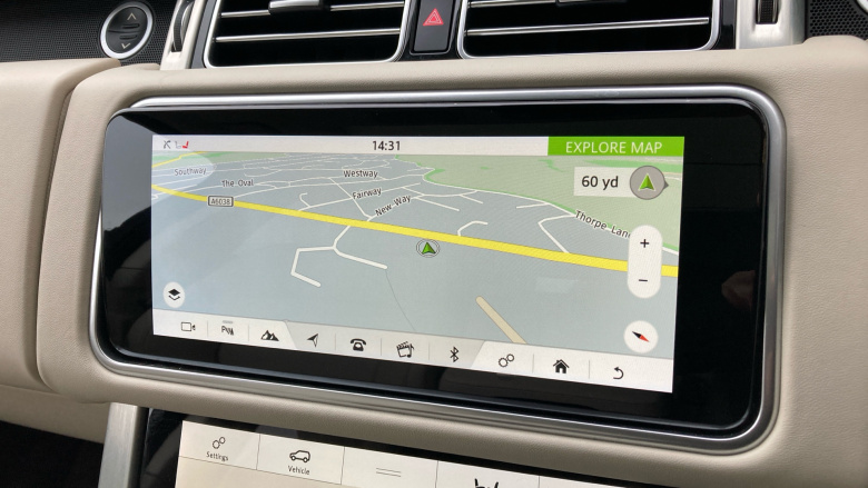 Land Rover Range Rover 2.0 P400e Vogue 4dr Auto Estate